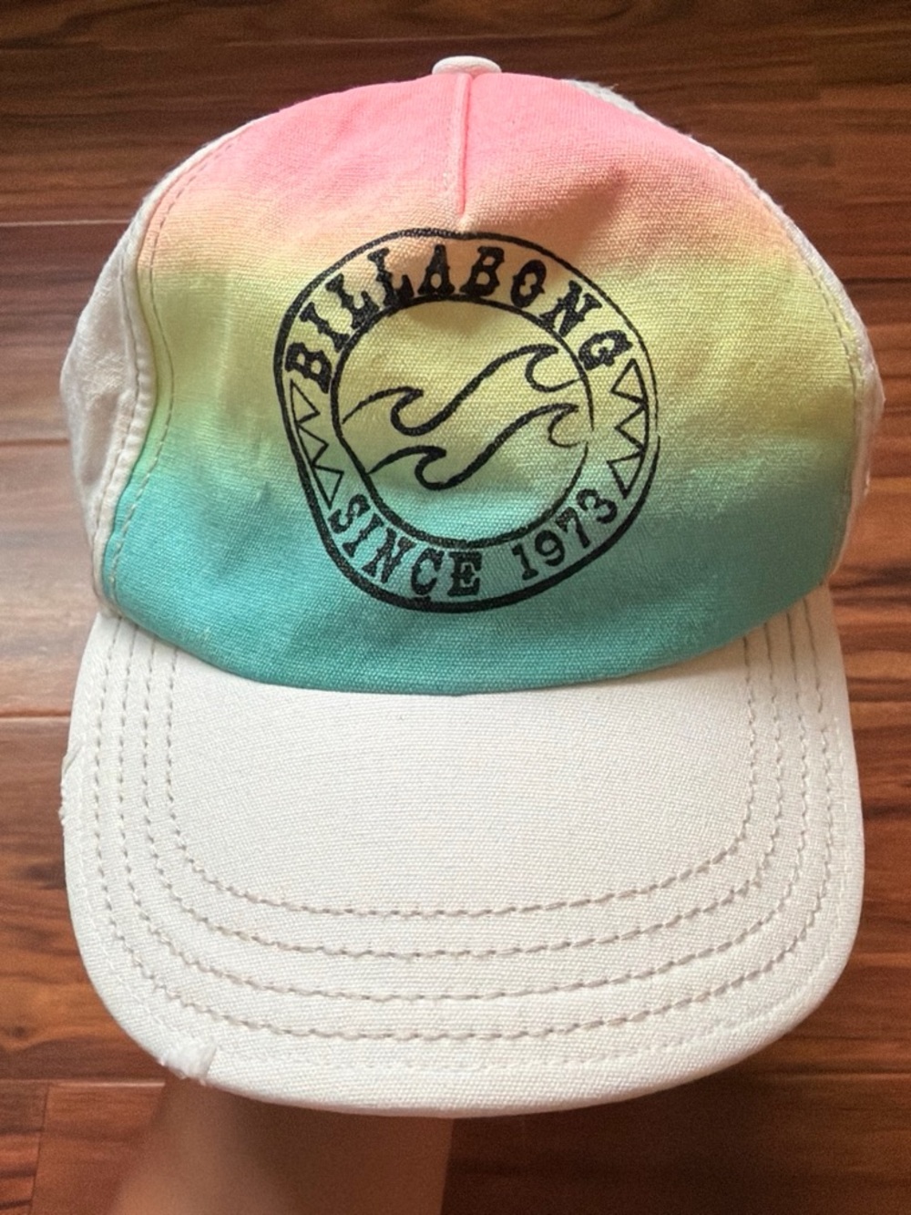 Billabong White multicolored baseball hat